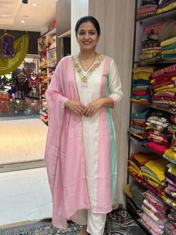 Pastel Pink & White Mal Chanderi Designer Kurti Pant Dupatta Set